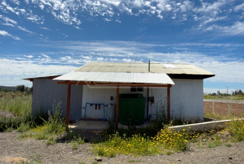 Arriendo de Oficinas Con Casa y Amplio Terreno — Ruta 128