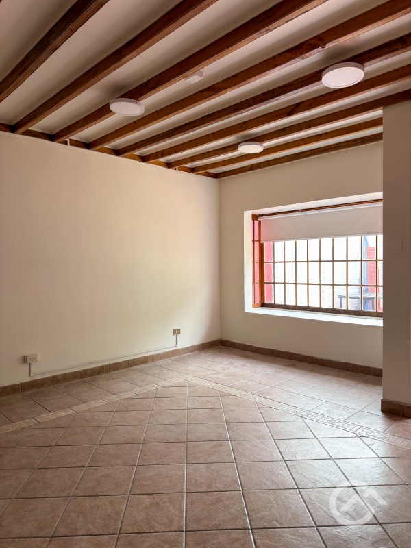 Casa A Pasos del Centro, Destino Comercial O Habitacional