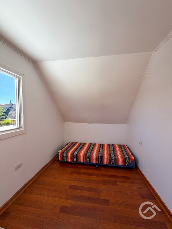 Casa en Villa los Robles, Cauquenes.