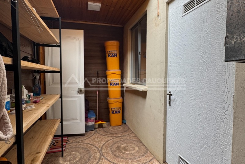 Casa Esquina Con Local Comercial en Villa los Trigales
