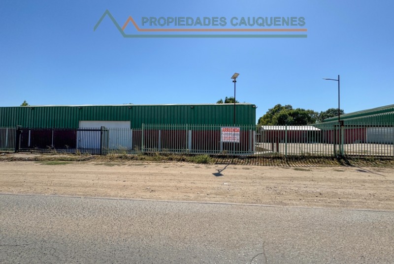 Venta O Arriendo / Bodegas en Sector Barrio Estación