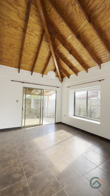 Casa en Exclusivo Condominio, Familiar.