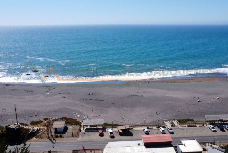 Pelluhue Restaurant Con 3 Ambientes, Al Lado de la Playa