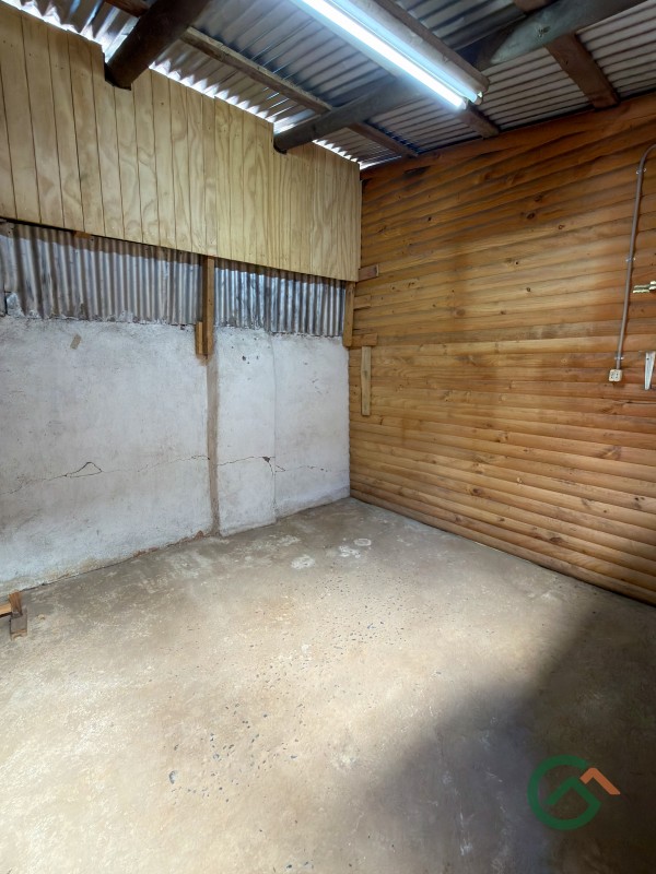 Casa Comercial, en Av Claudina Urrutia