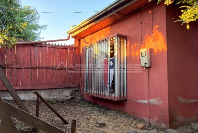 Casa en Avenida Luis Manríquez, Tres Palos