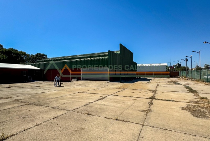 Venta O Arriendo / Bodegas en Sector Barrio Estación