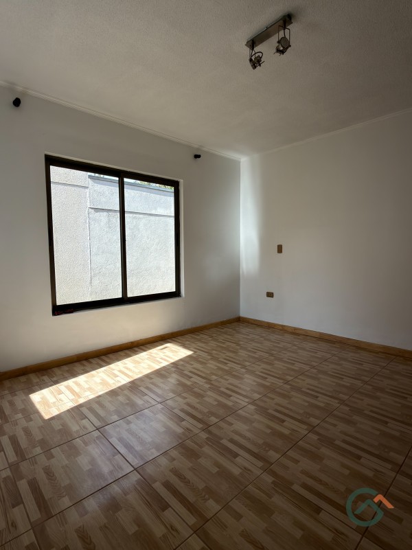 Casa en Exclusivo Condominio, Familiar.