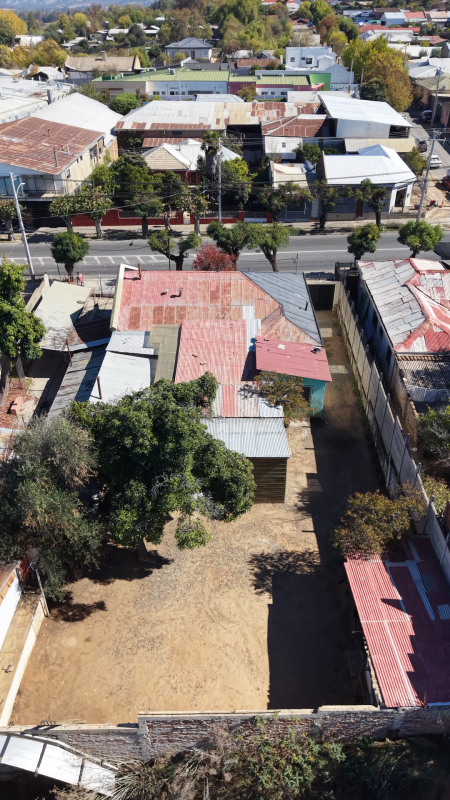 Casa Comercial, en Av Claudina Urrutia
