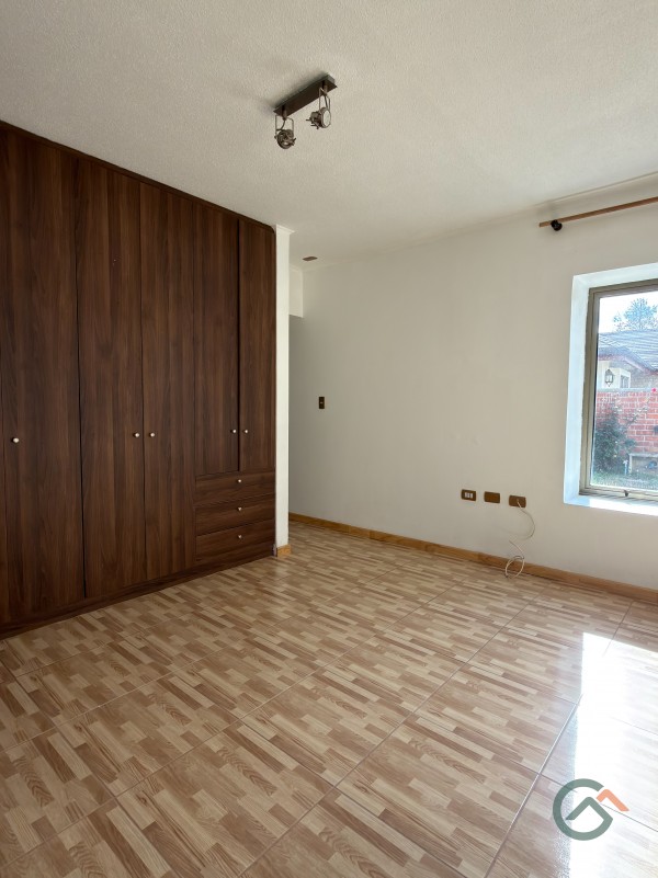 Casa en Exclusivo Condominio, Familiar.