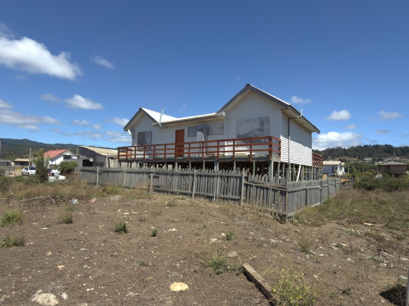 Sitio Urbano Con Casa en Pelluhue