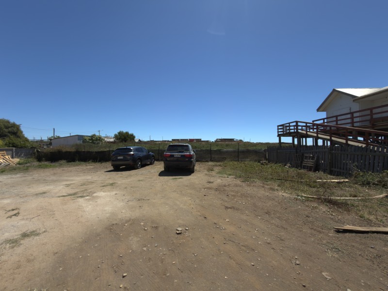 Sitio Urbano Con Casa en Pelluhue