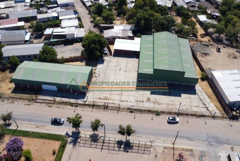 Venta O Arriendo / Bodegas en Sector Barrio Estación
