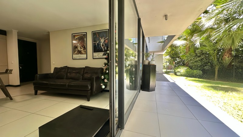 Depto Primer Piso 3D Con Jardín Privado + 2 Estac. + Bodega