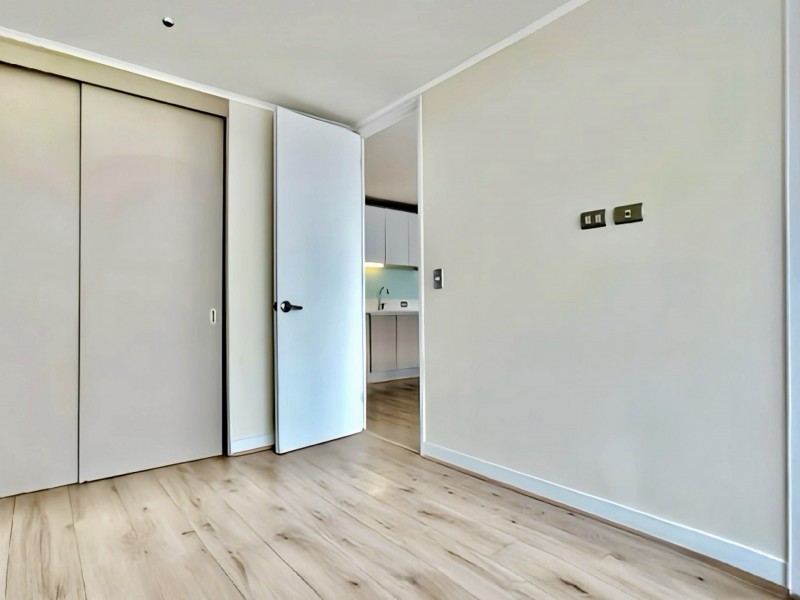 en Venta Depto 2D 1B + B Semi Nuevo / Metro Cal y Canto