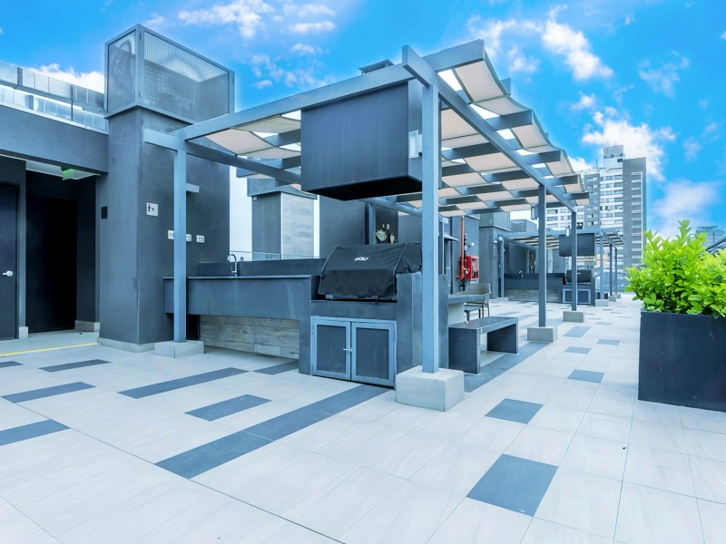 en Venta Depto 2D 2B + E y B Semi Nuevo / Metro Santa Isabel