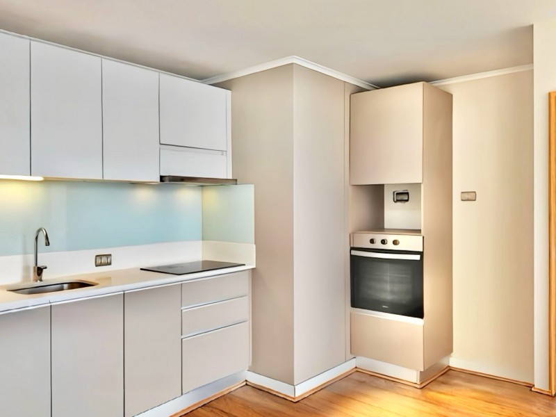 en Venta Depto 2D 1B + B Semi Nuevo / Metro Cal y Canto