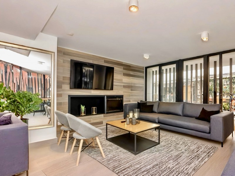 en Venta Depto 2D 1B + B Semi Nuevo / Metro Cal y Canto