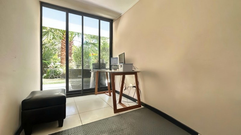 Depto Primer Piso 3D Con Jardín Privado + 2 Estac. + Bodega