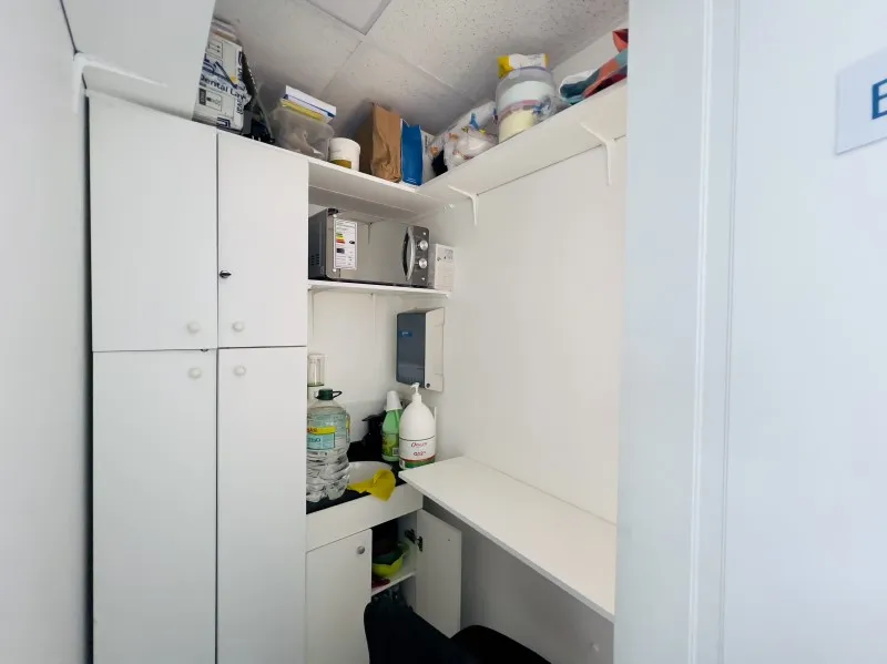 Moderna Clínica Dental en Venta, Metro Tobalaba