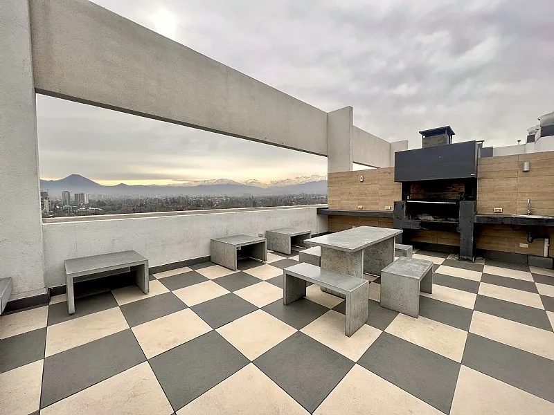 Departamento Semi Nuevo Con Patio / Plaza Egaña 2D/2B/2E/1B