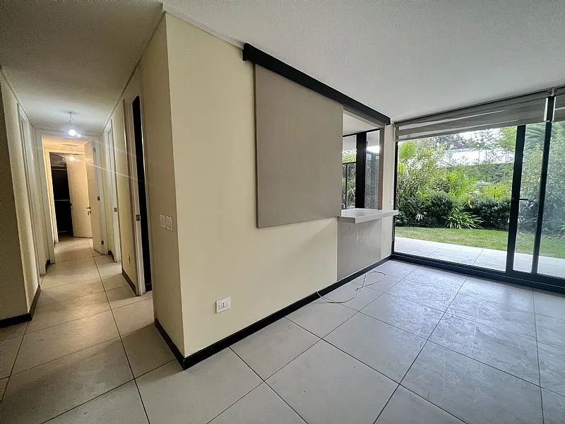 Departamento Semi Nuevo Con Patio / Plaza Egaña 2D/2B/2E/1B