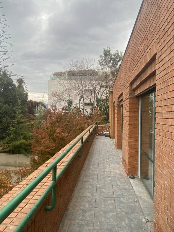 Se Vende Exclusiva Oficina Duplex en Vitacura