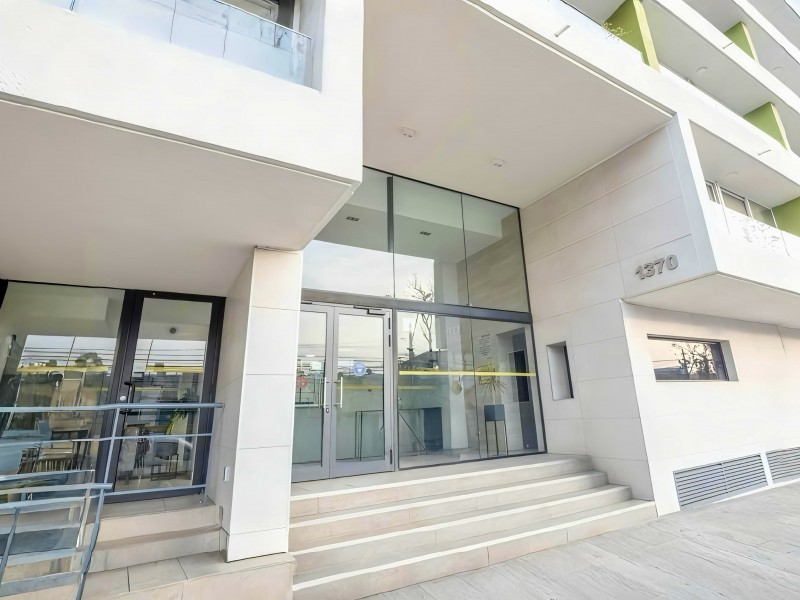 en Venta Depto 2D 1B + B Semi Nuevo / Metro Cal y Canto