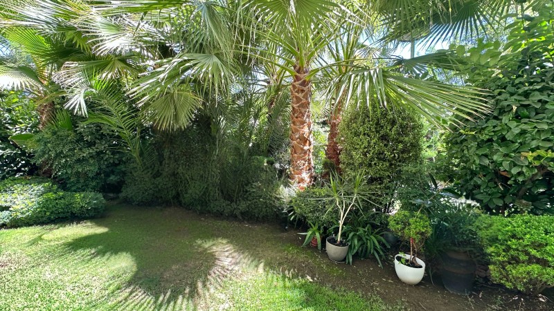 Depto Primer Piso 3D Con Jardín Privado + 2 Estac. + Bodega