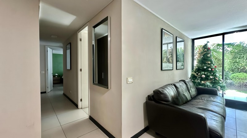 Depto Primer Piso 3D Con Jardín Privado + 2 Estac. + Bodega