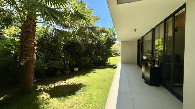 Depto Primer Piso 3D Con Jardín Privado + 2 Estac. + Bodega