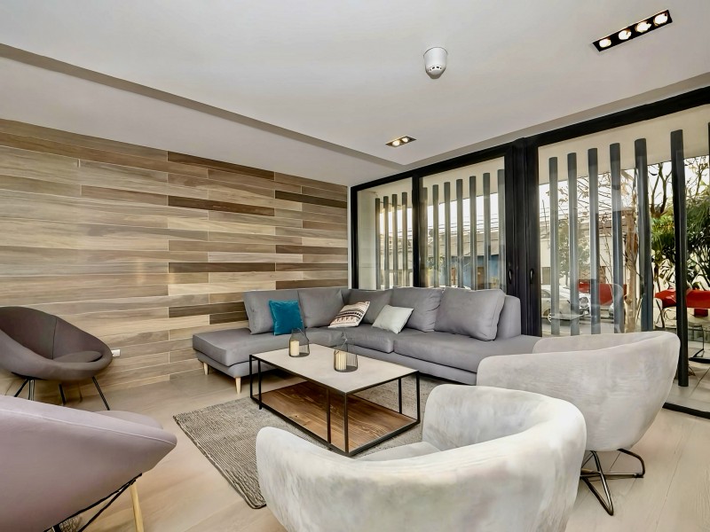 en Venta Depto 2D 1B + B Semi Nuevo / Metro Cal y Canto