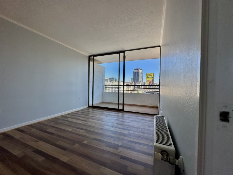 Semi Nuevo Vista Despejada 1D1B+Est / Metro U. de Chile