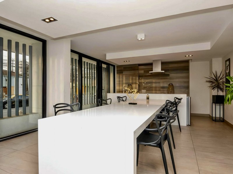 en Venta Depto 2D 1B + B Semi Nuevo / Metro Cal y Canto