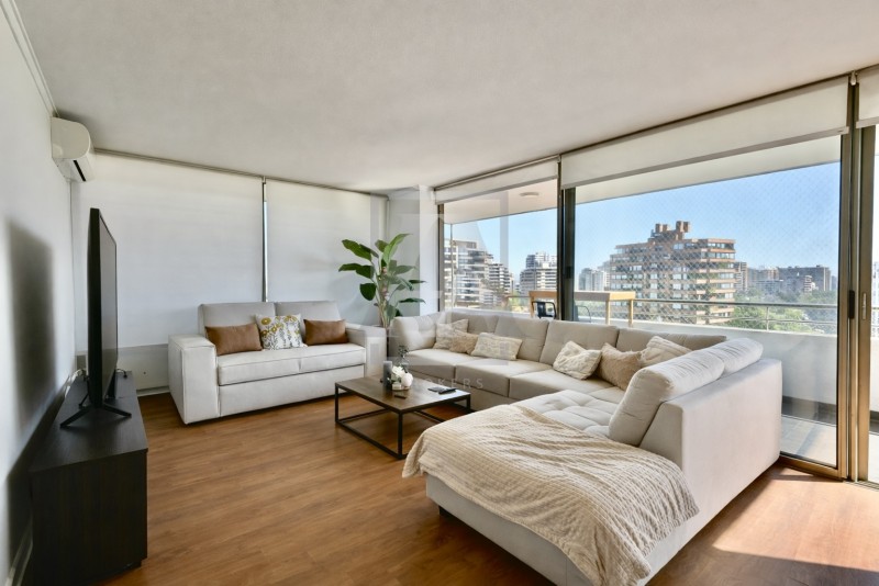 Amplio Depto las Condes: 3D 3B + 2E | Sector Vespucio Sur