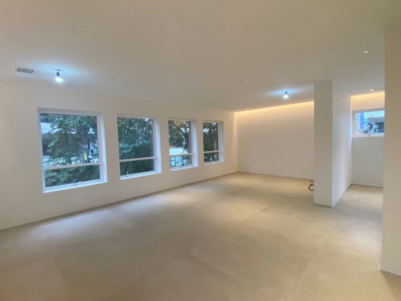 Se Vende Exclusiva Oficina Duplex en Vitacura