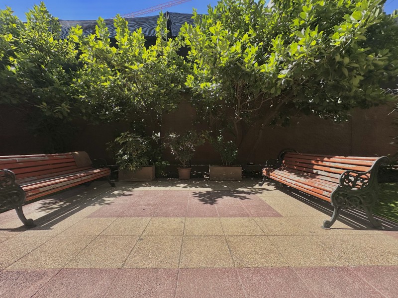 Semi Nuevo Vista Despejada 1D1B+Est / Metro U. de Chile