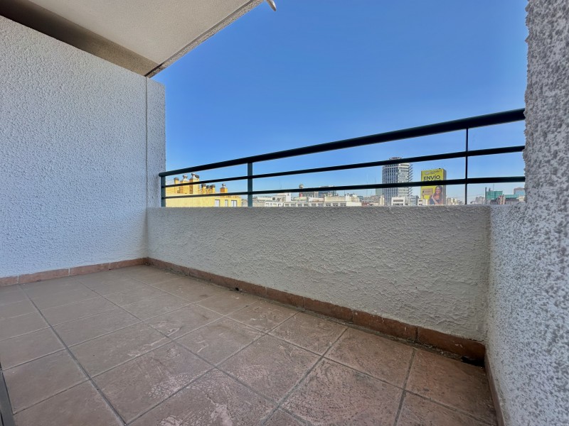 Semi Nuevo Vista Despejada 1D1B+Est / Metro U. de Chile