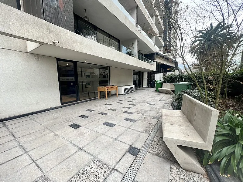 Departamento Semi Nuevo Con Patio / Plaza Egaña 2D/2B/2E/1B