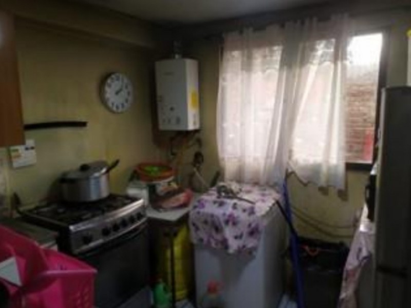 Casa (5D, 2B, Estacionamiento)