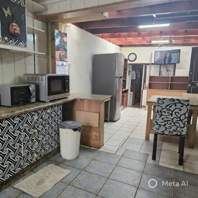 Quilpué / Venta Casa 2 Pisos 5D 3B 3Est Patio