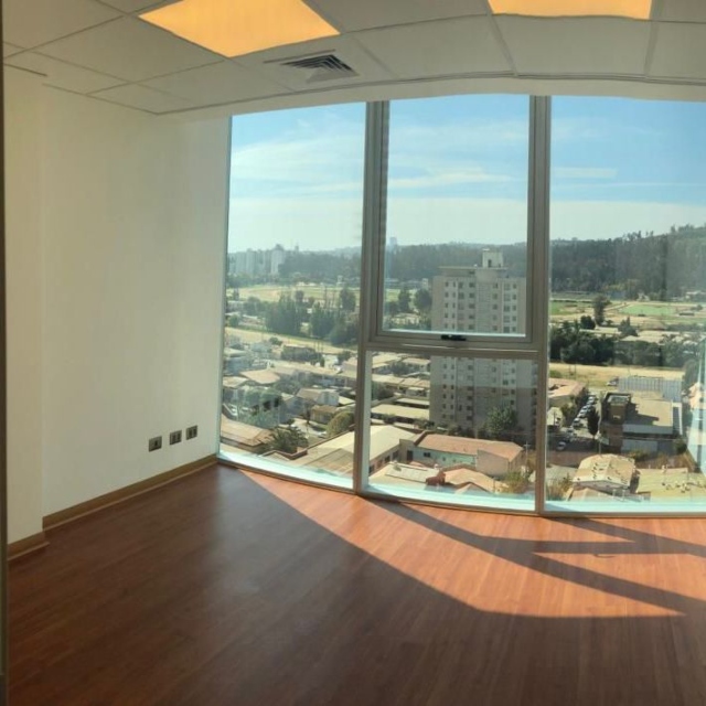 Viña / Venta Oficina 25Mts2. Edif. Contemporáneo