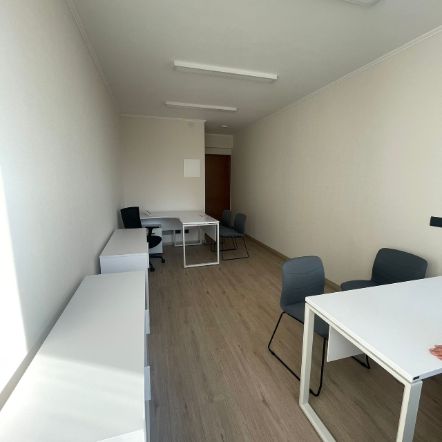 Viña / Arriendo Oficina Nueva 2 Oriente