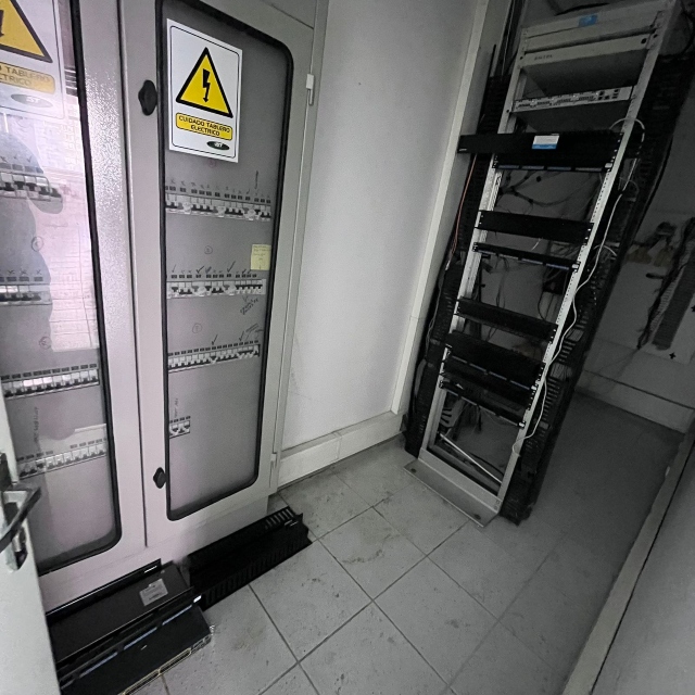 Viña / Arriendo Oficina Marina Arauco 140 Mts2