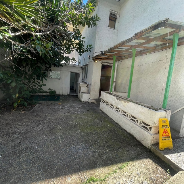 Viña / Arriendo Propiedad Comercial 4 Norte Poniente