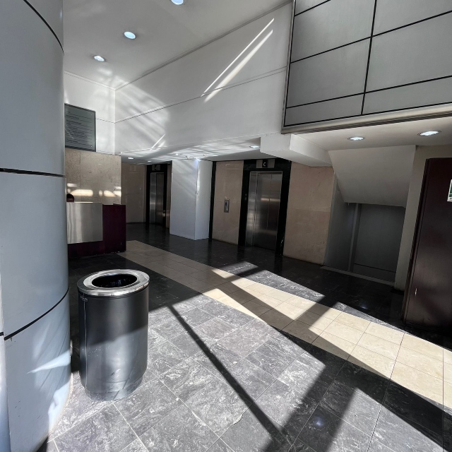 Viña / Arriendo Oficina Marina Arauco 140 Mts2