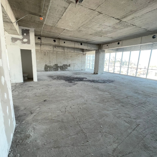 Viña / Arriendo Oficina Marina Work 583 Planta Libre