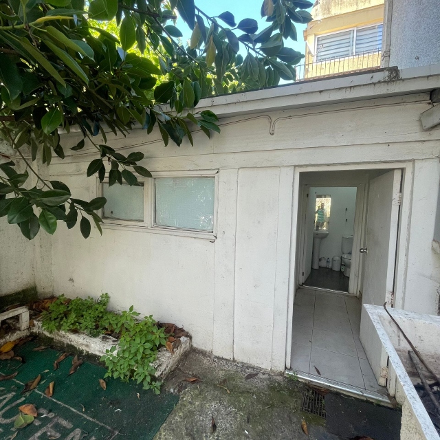 Viña / Arriendo Propiedad Comercial 4 Norte Poniente