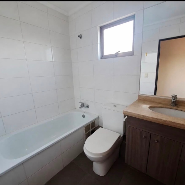 la Cruz / Arriendo Casa 3D 3B 1Est Condominio