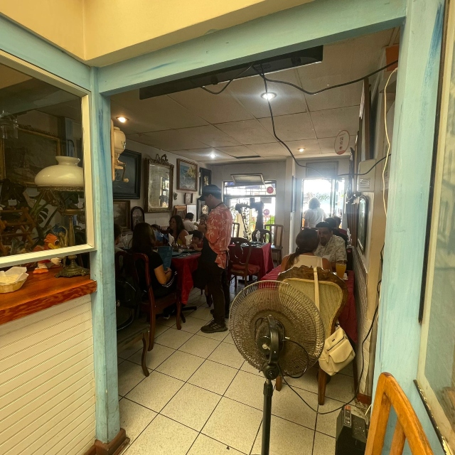 Viña / Venta Bar Restaurant Derecho de Llaves