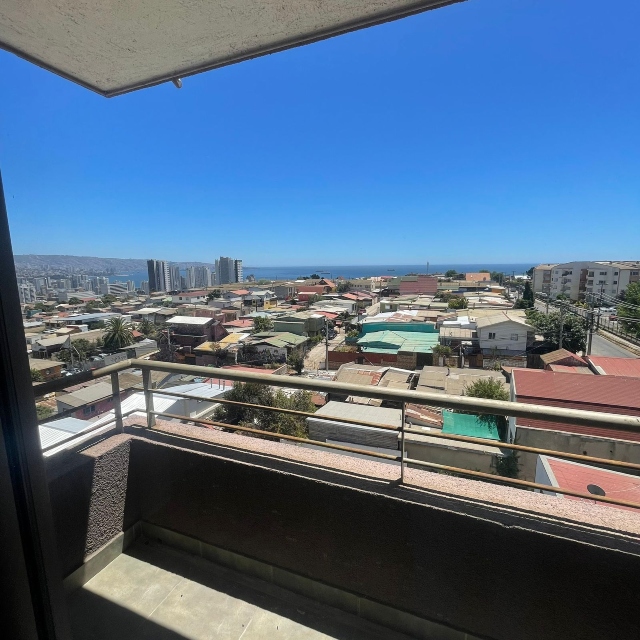 Viña / Venta Depto 3D 2B 1Est 1 Bod 24 Norte